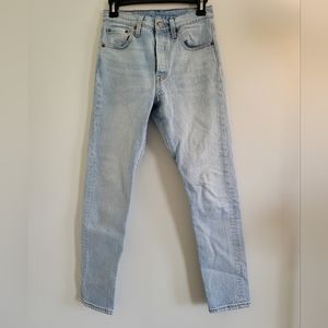 Levi skinny ankle jeans